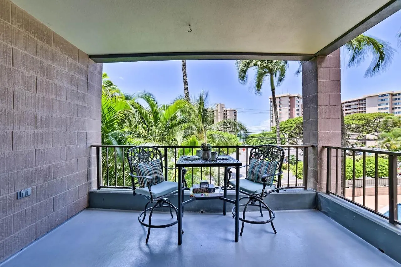 Chic West Maui Condo With Pool - Walk To Beach! Lahaina