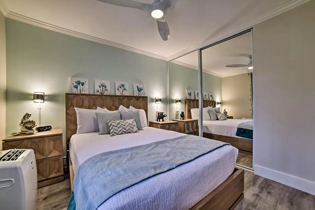 Chic West Maui Condo With Pool - Walk To Beach! Lahaina Apartment