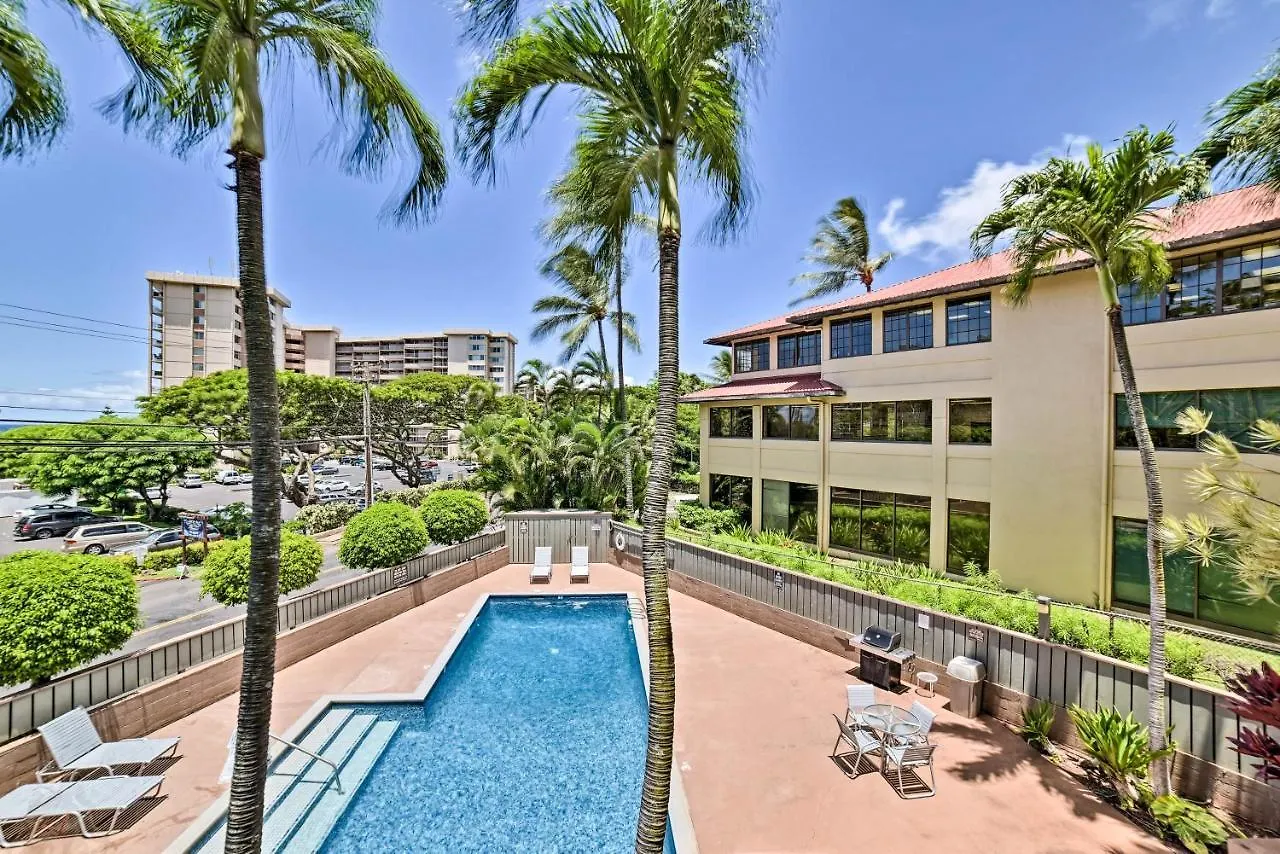 Chic West Maui Condo With Pool - Walk To Beach! Lahaina